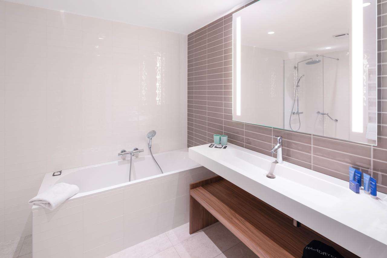 Hotel Sainte-Barbe - Room - Bathroom